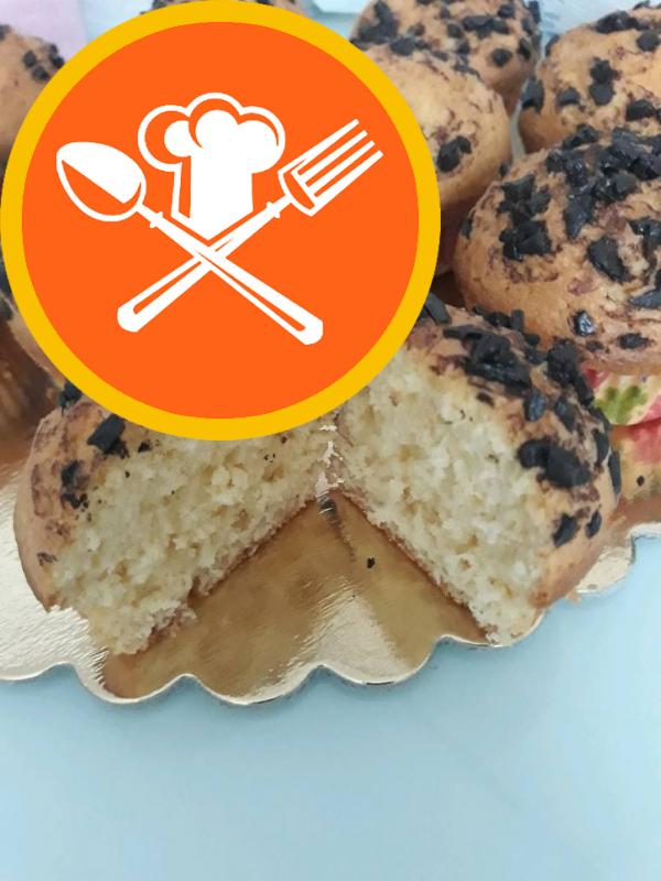 Απλό Muffin με Σταγόνα Σοκολάτας